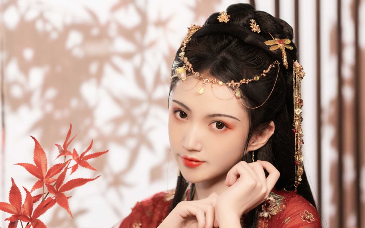 热播封面